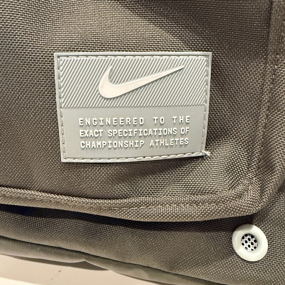 Nike Olive Backpack for Men - Picture 4 of 10